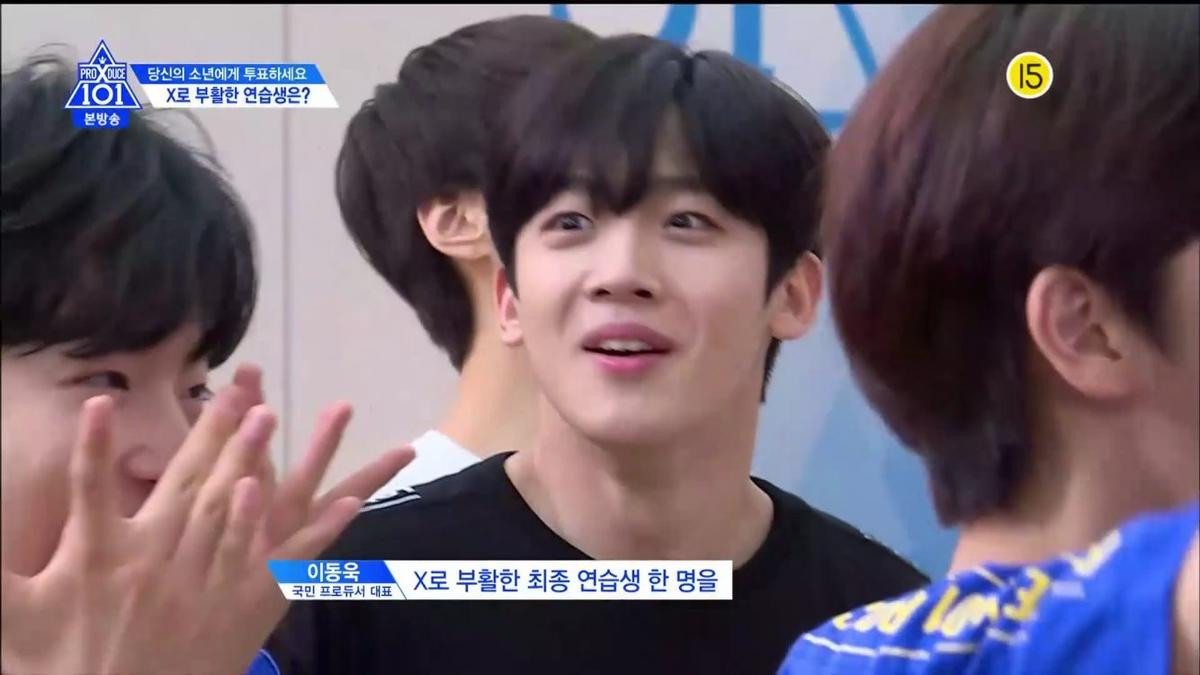 'Produce X 101' tập 9: Kim Dong Yoon tái sinh, nhóm thực tập sinh nào chấp nhận cậu ấy? Ảnh 7