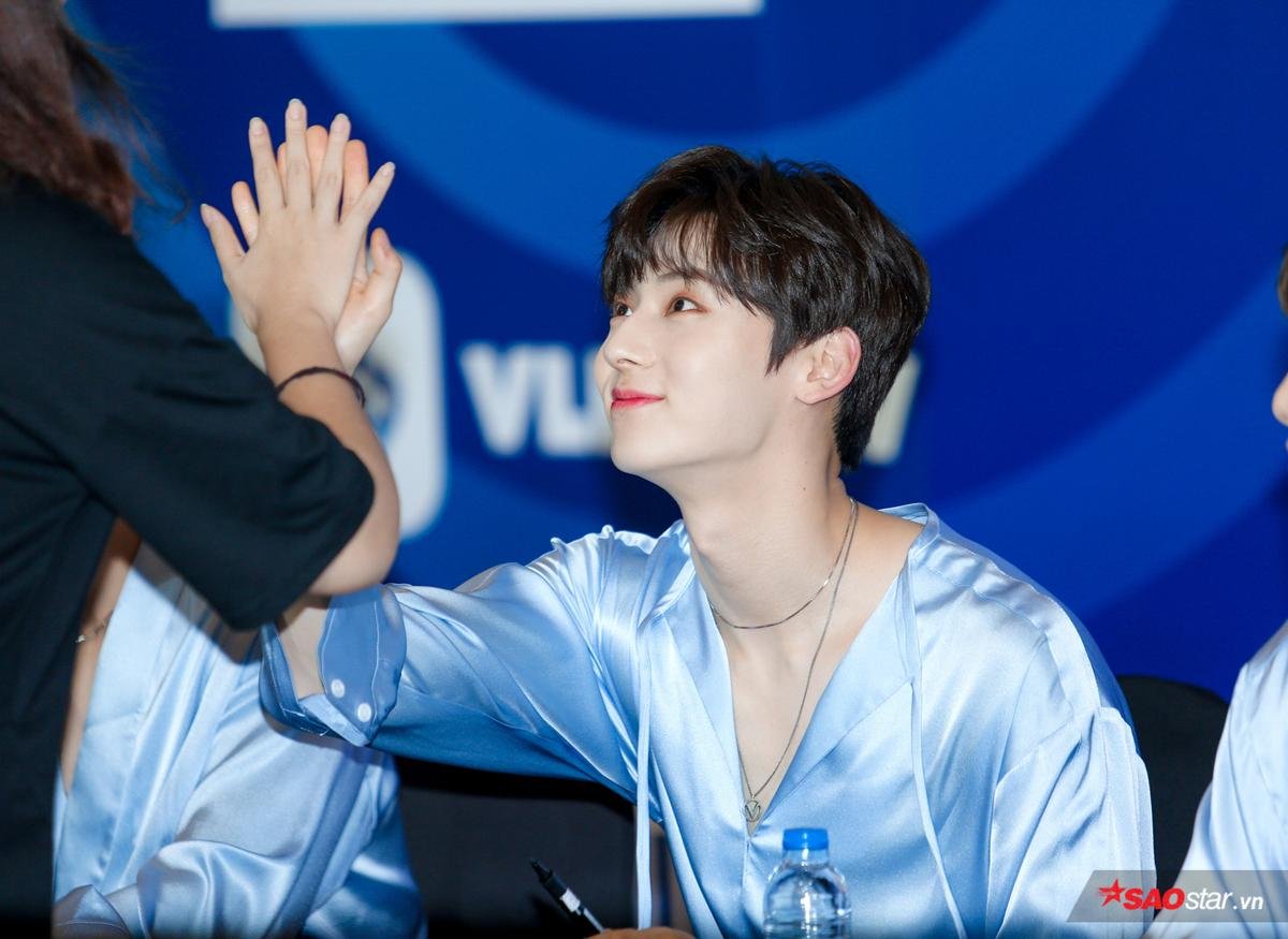 minhyun13