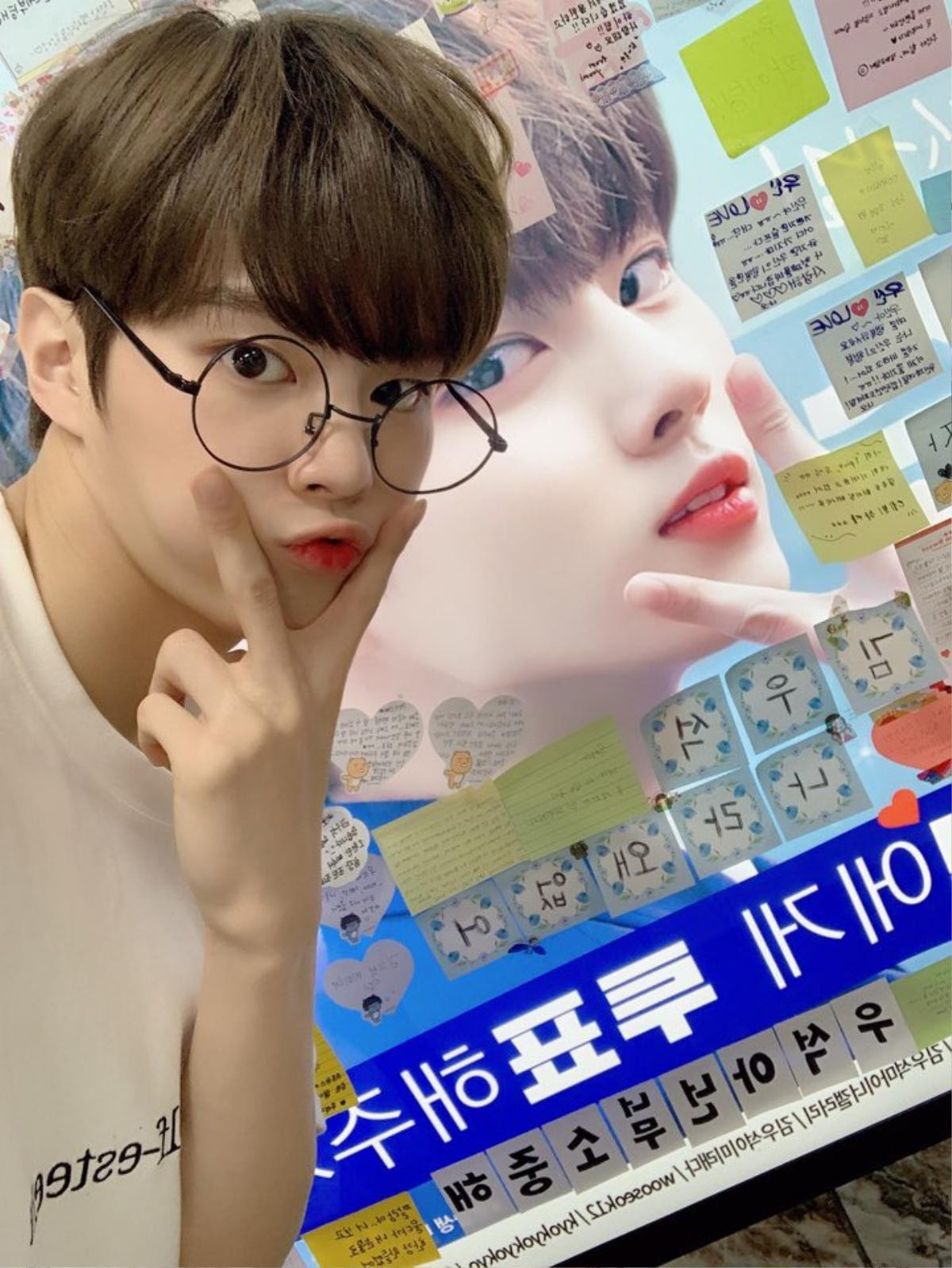 'Produce X 101': Kim Woo Seok - Lee Jin Hyuk khiến fan tan chảy, ngọt ngào và cực kỳ đáng yêu Ảnh 3