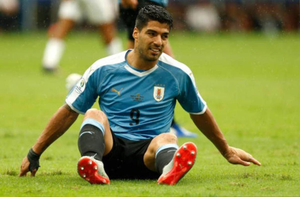 3 lần bị từ chối bàn thắng, Uruguay rời Copa America trong nước mắt của Suarez Ảnh 1