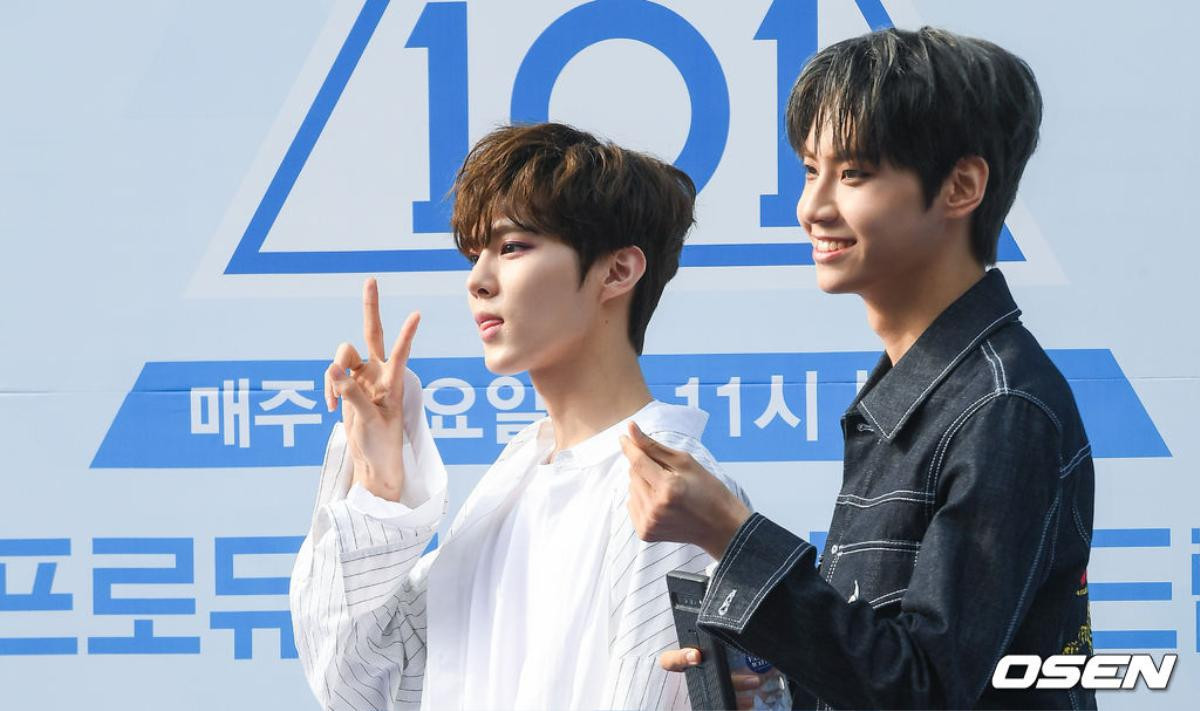 31 thực tập sinh 'Produce X 101' đọ sắc trên thảm xanh, dự buổi đánh giá vị trí vòng 3 Ảnh 1