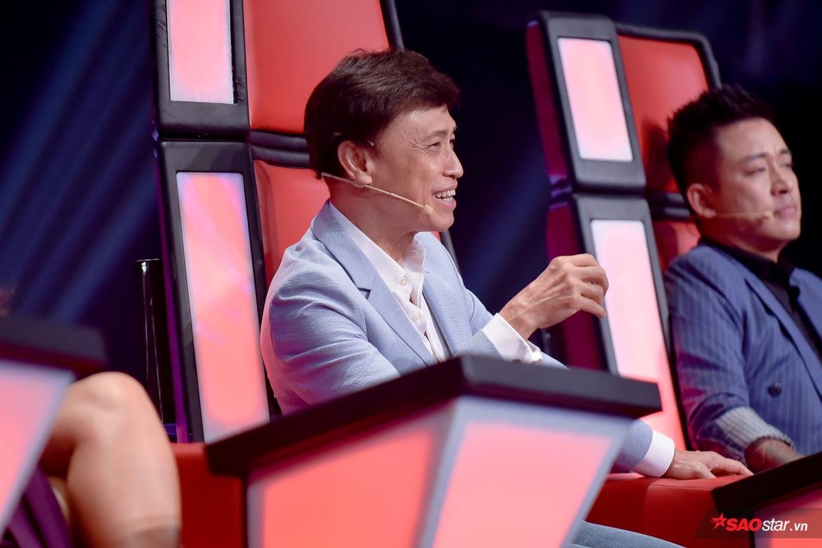 Thử sức với 'Thư pháp', hot boy đội Tuấn Ngọc - Hoàng Đức Thịnh vào top 9 The Voice 2019 Ảnh 9