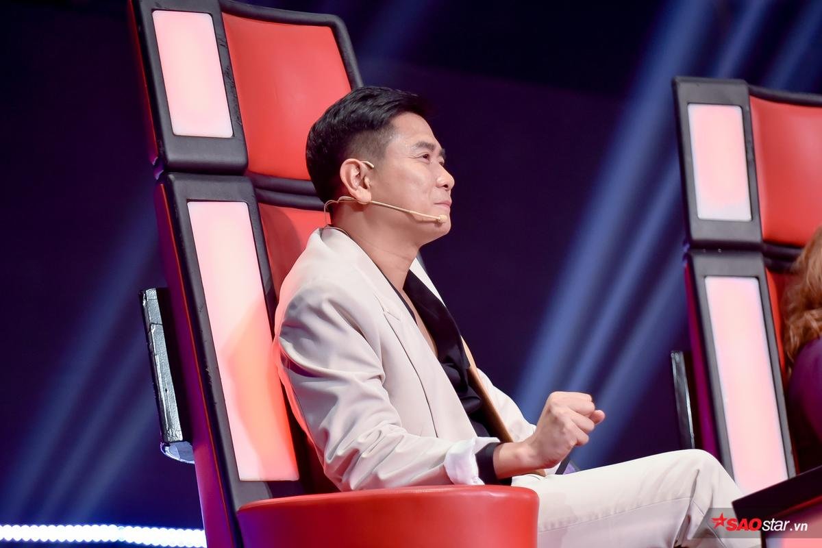 Thử sức với 'Thư pháp', hot boy đội Tuấn Ngọc - Hoàng Đức Thịnh vào top 9 The Voice 2019 Ảnh 8