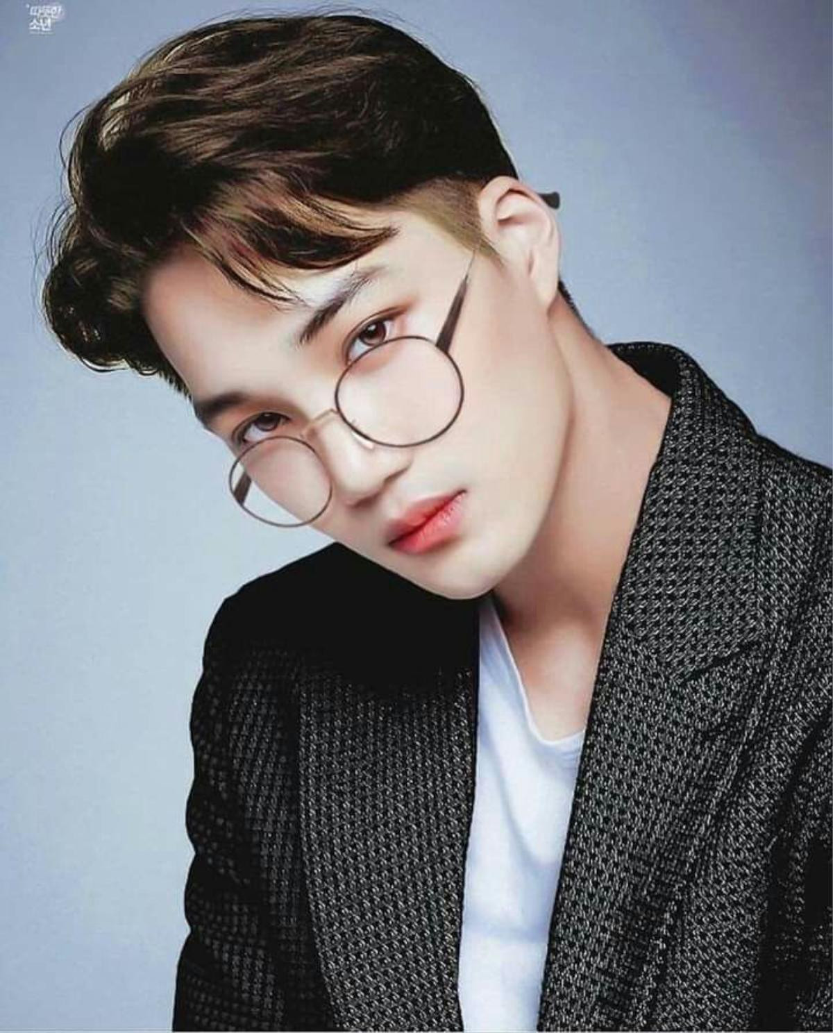 Lee Dong Wook mang lại tiếng cười cho Produce X 101 - Mái tóc của Kai (EXO) được so sánh với Harry Potter Ảnh 8