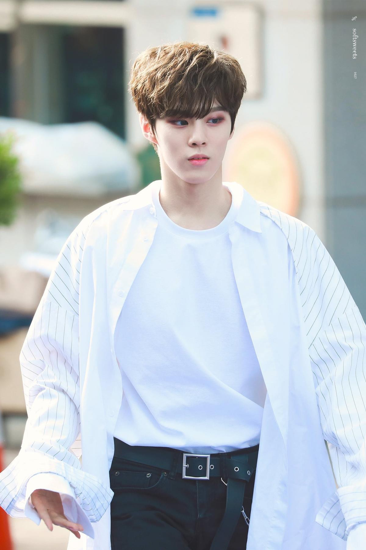 6 thực tập sinh 'Produce X 101' đẹp tựa nam thần truyện tranh: Bạn xao xuyến trước nhan sắc của ai? Ảnh 4