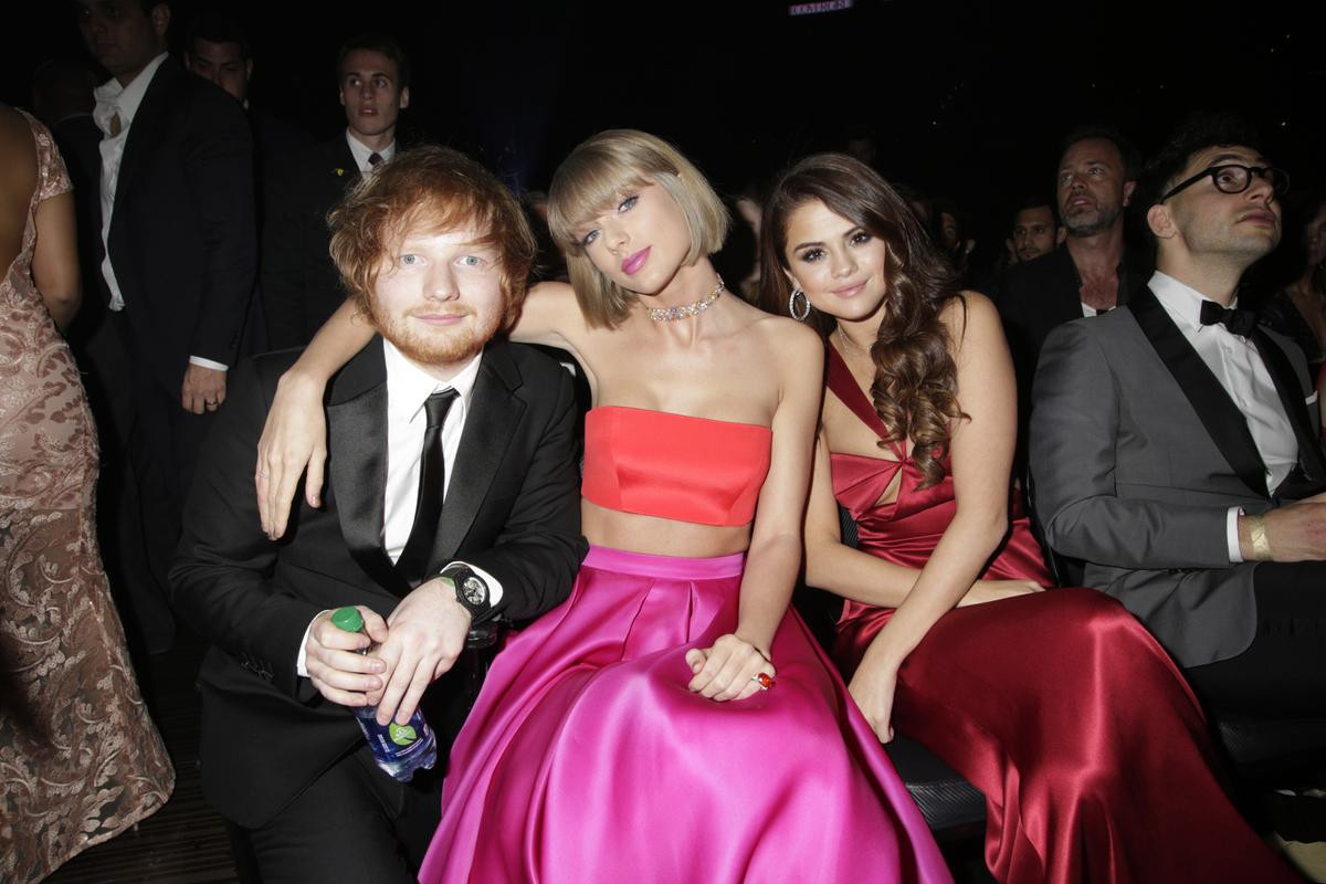 Ed Sheeran và Selena Gomez ở đâu trong lúc tri kỷ Taylor Swift gặp khốn đốn thế này? Ảnh 1