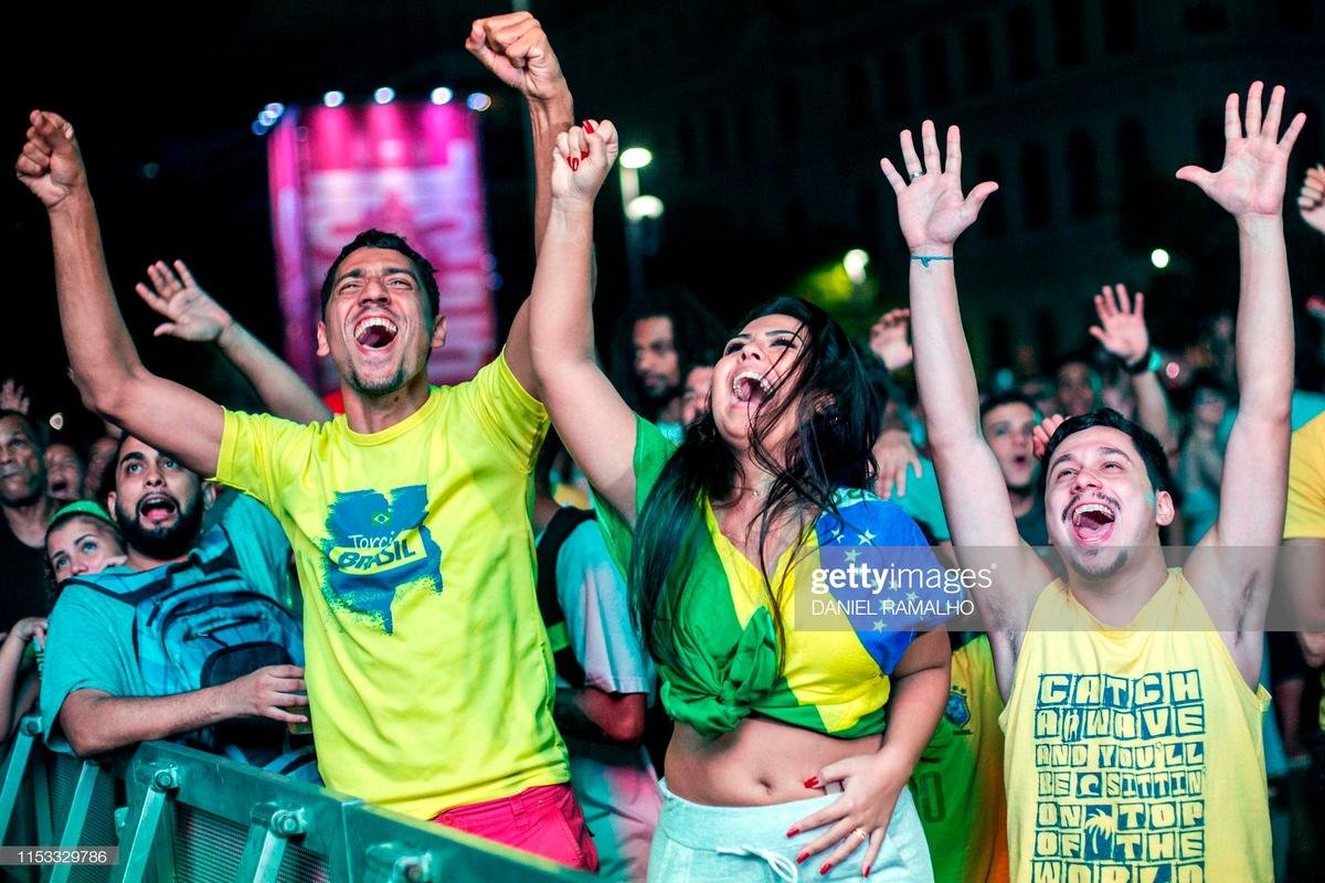 Cay cú vì thua cuộc, CĐV Argentina đánh CĐV Brazil Ảnh 5