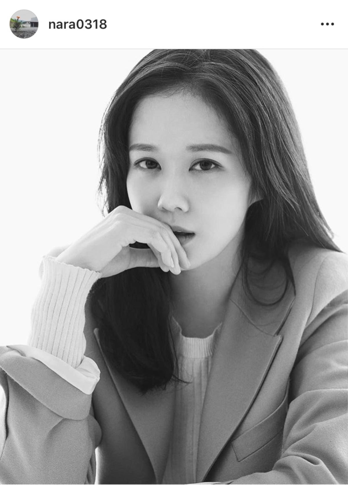 Im Soo Jung tự nhận đẹp trai, Goo Hye Sun - Jang Nara và Ha Ji Won khoe sắc trẻ đẹp trên MXH Ảnh 14