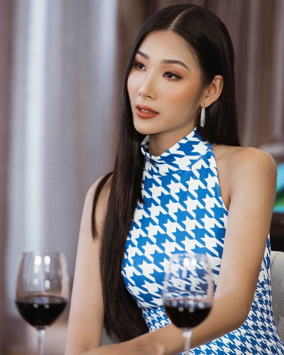 Hoàng Thùy ‘úp mở’ việc Miss Universe 2019 tổ chức ở Mỹ, Rocker Nguyễn có lời hứa sẽ tới cổ vũ Ảnh 6