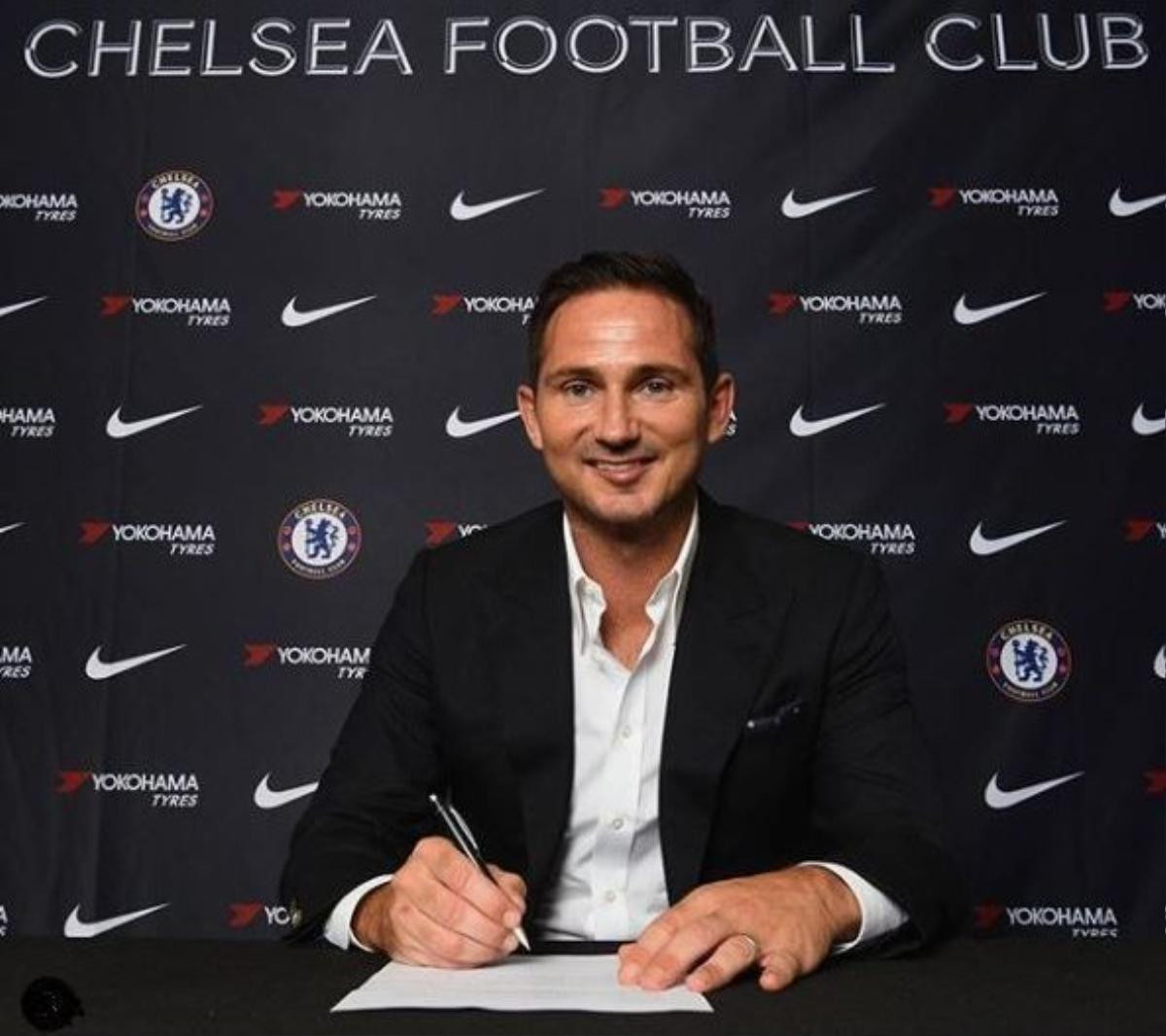 Frank Lampard chính thức ra mắt CLB Chelsea, nhận lương khủng Ảnh 1