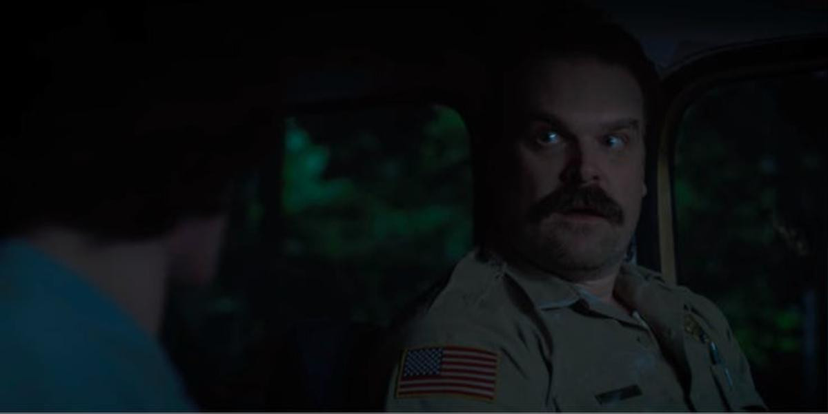 Stranger Things 3: 5 dấu chấm hỏi khổng lồ của người xem sau tập 1 Ảnh 7