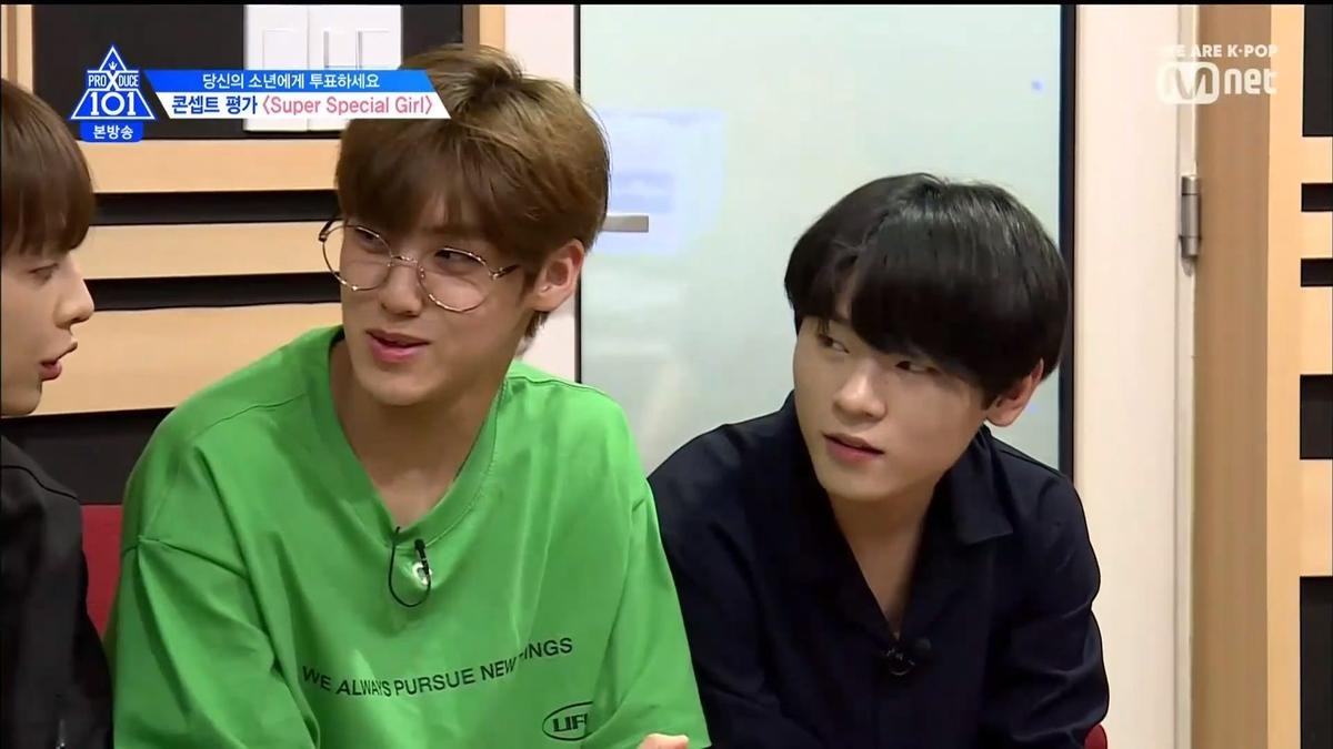 PRODUCE X 101 TẬP 10: U Got It đốt cháy với màn vũ đạo và trang phục 'khoe thân' của nhóm hot nhất Ảnh 24