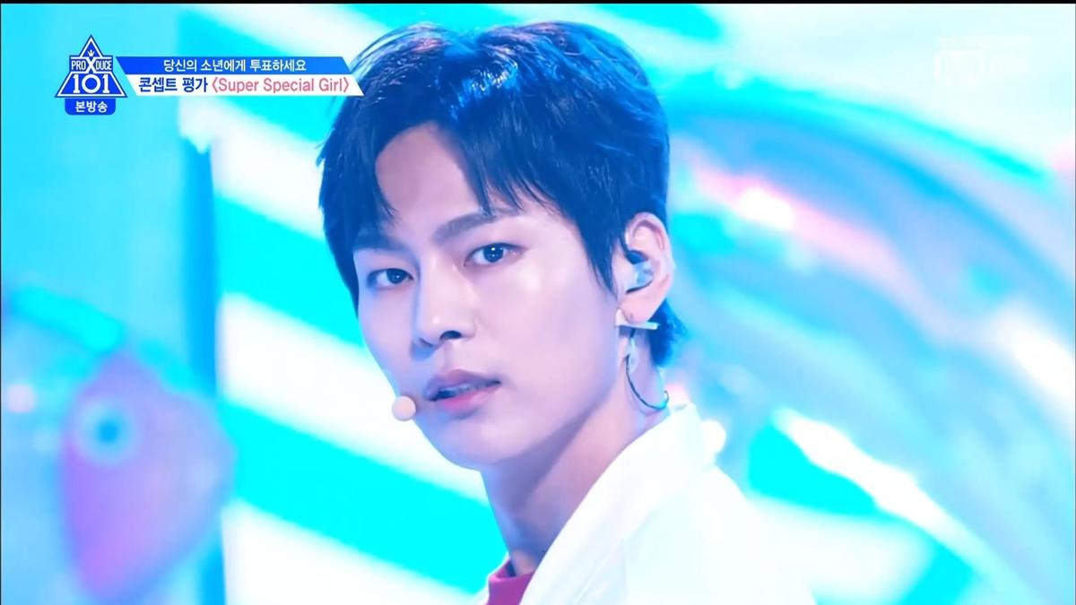 PRODUCE X 101 TẬP 10: U Got It đốt cháy với màn vũ đạo và trang phục 'khoe thân' của nhóm hot nhất Ảnh 38