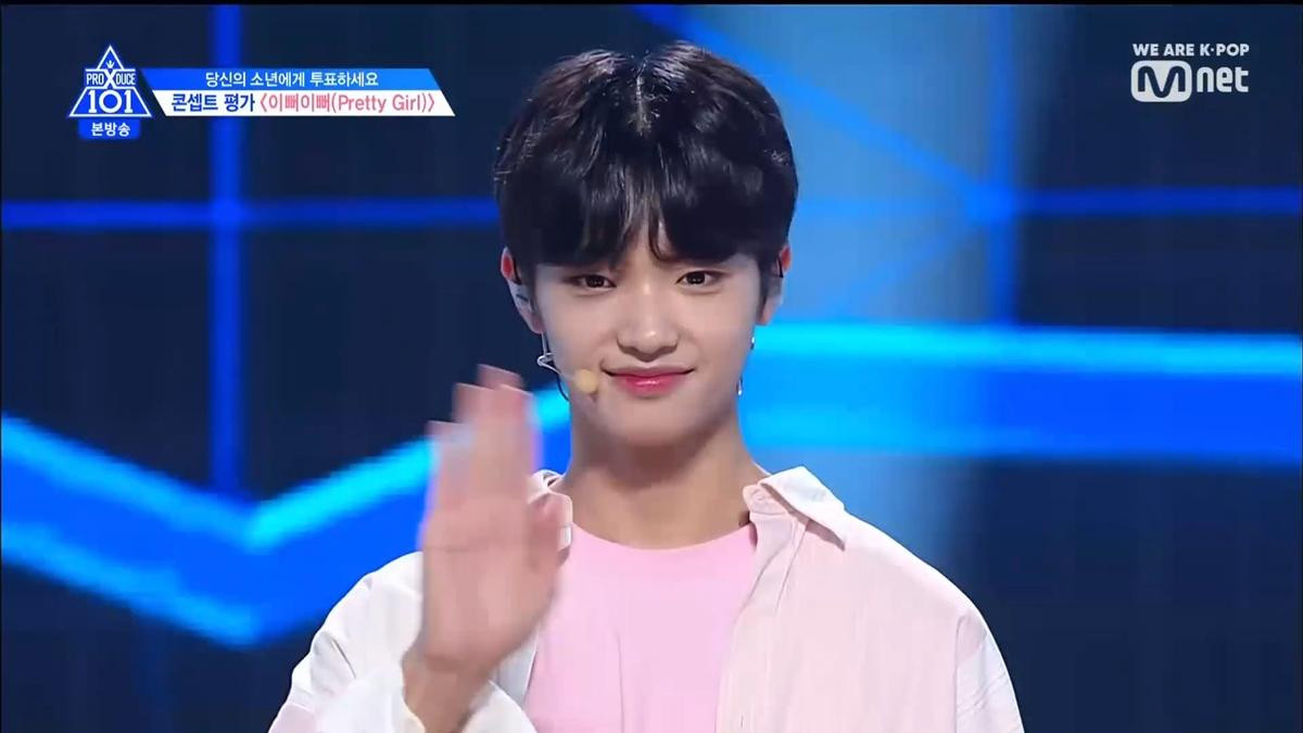 PRODUCE X 101 TẬP 10: U Got It đốt cháy với màn vũ đạo và trang phục 'khoe thân' của nhóm hot nhất Ảnh 45