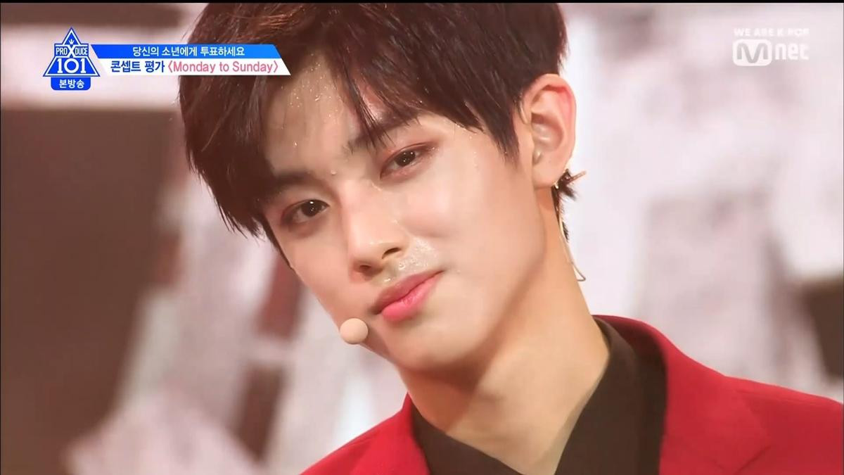 PRODUCE X 101 TẬP 10: U Got It đốt cháy với màn vũ đạo và trang phục 'khoe thân' của nhóm hot nhất Ảnh 70