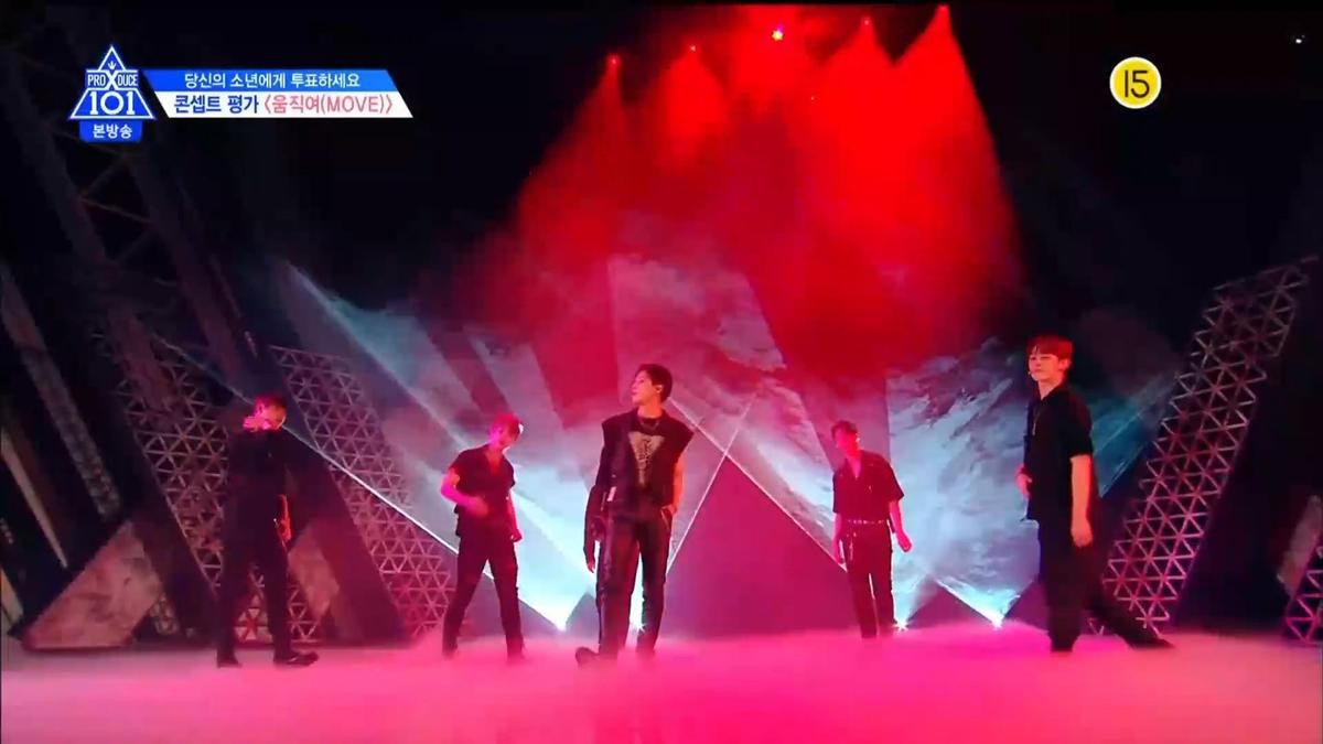 PRODUCE X 101 TẬP 10: U Got It đốt cháy với màn vũ đạo và trang phục 'khoe thân' của nhóm hot nhất Ảnh 91