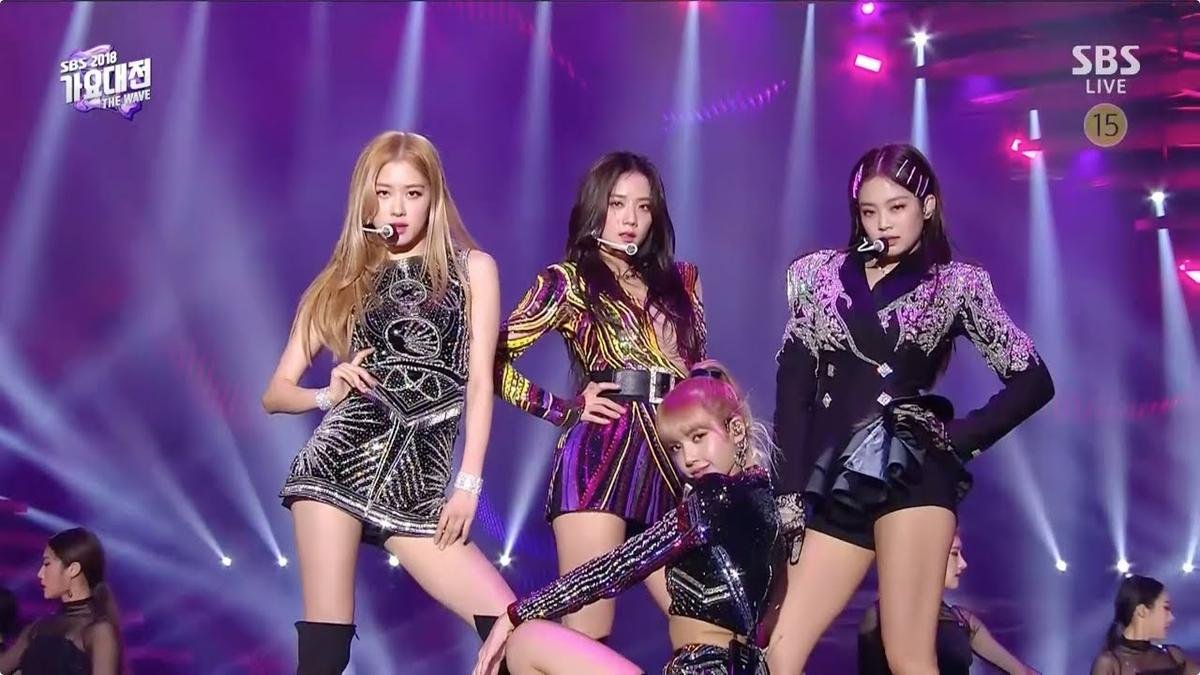 Màn trình diễn live này của BlackPink có gì đặc biệt để chạm mốc 100 triệu lượt xem? Ảnh 4