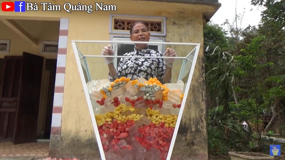 Kênh Youtube Bà Tâm Quảng Nam gây tranh cãi vì ý tưởng quá giống Bà Tân Vlog Ảnh 6