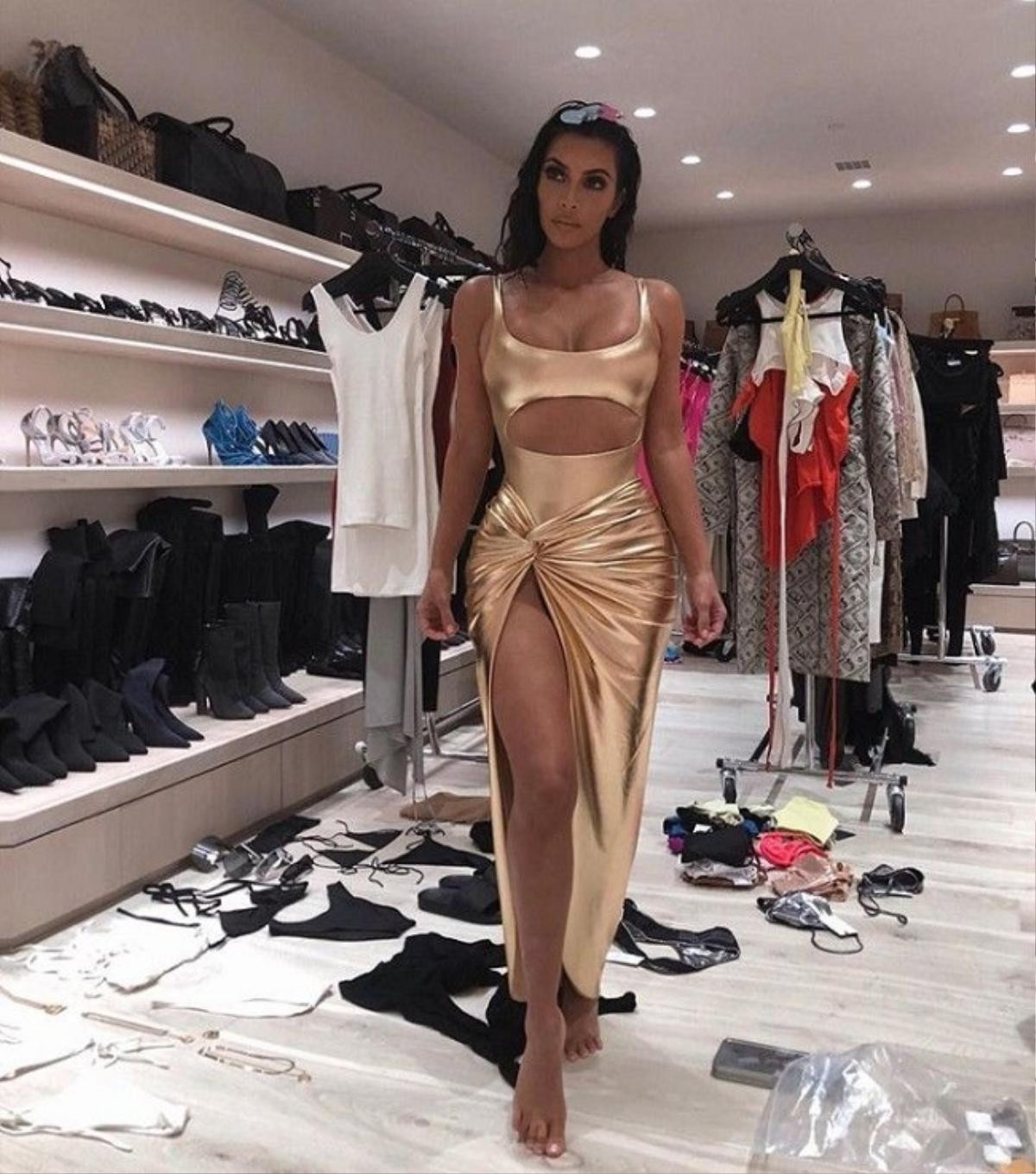 Kim Kardashian thắng lớn hơn 63 tỷ đồng trong vụ kiện hãng thời trang Ảnh 1