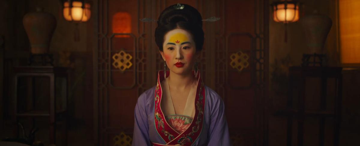 Đào bới teaser ‘Mulan’: Chưa thấy bóng dáng Củng Lợi, Chân Tử Đan - Có tin đồn Rồng Mushu biến thành… phượng hoàng? Ảnh 7