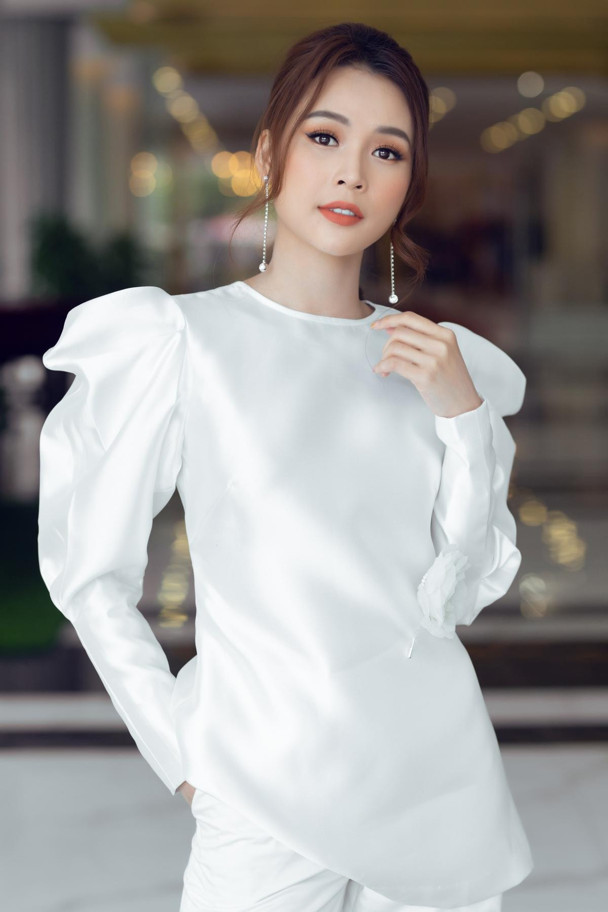 Tóc tém siêu ngầu thế mà 'nữ hoàng lookbook' - Khánh Linh The Face vẫn hóa nàng thơ dẫn đầu BXH sao đẹp tuần Ảnh 11