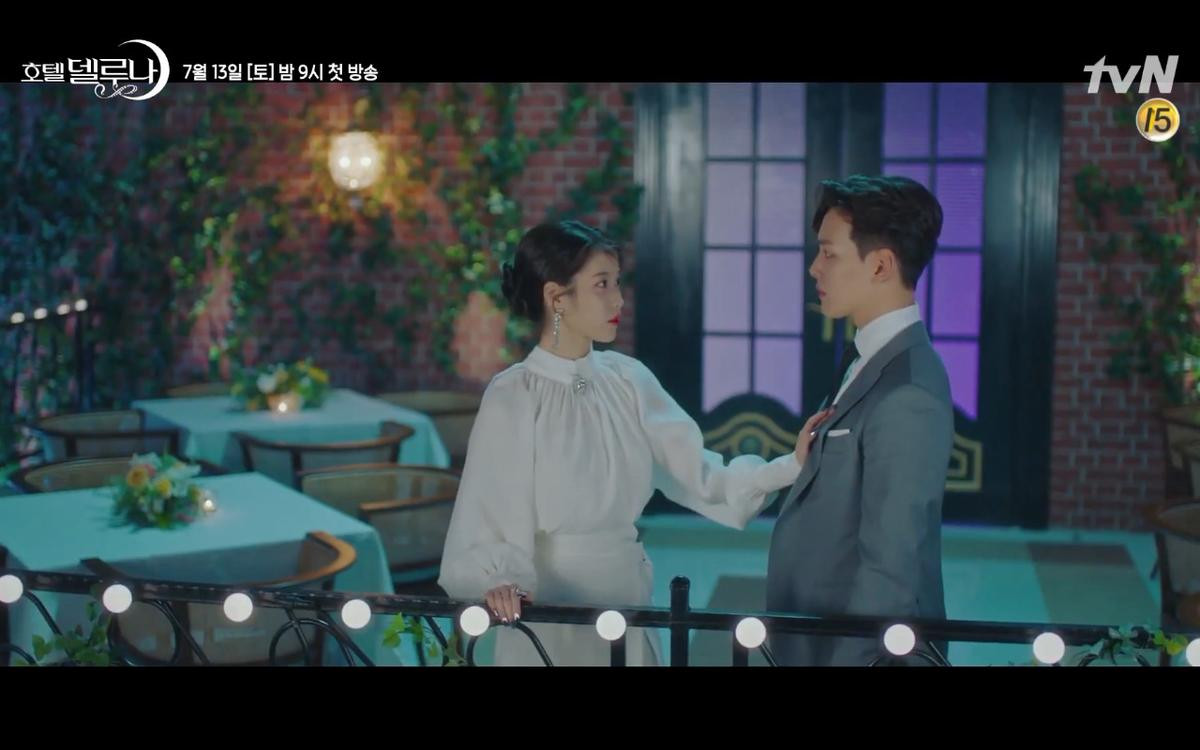 Phim 'Hotel Del Luna' tung highlight ma mị, IU lột xác thành nữ cường chuyên bắt ma và bảo vệ Yeo Jin Goo Ảnh 27