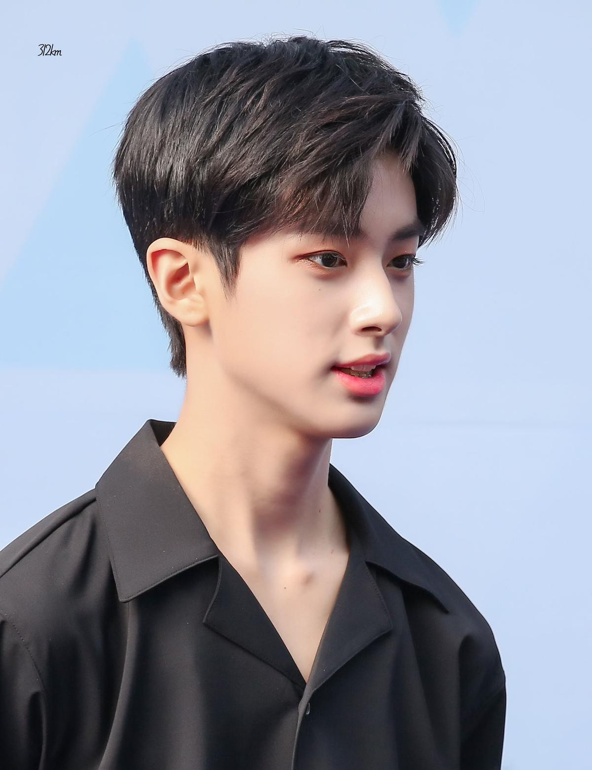 Produce X 101: 5 thí sinh luôn trong top 10 Ảnh 3