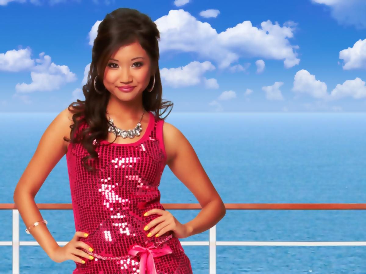 Brenda Song - Nàng London Tipton năm xưa tái xuất trong phim kinh dị của Netflix Ảnh 1