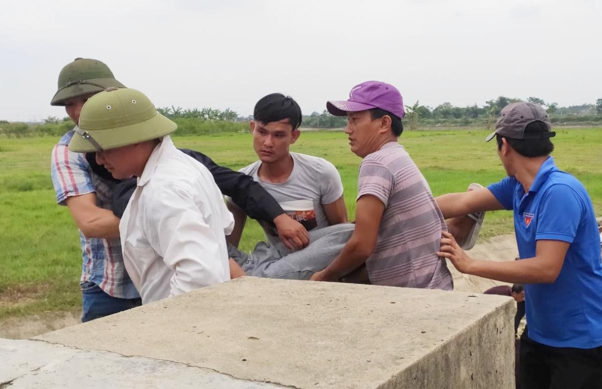 Ông nội 3 bé trai bị đuối nước tử vong thương tâm: ‘Cả 3 đứa còn chưa được ăn bữa cơm với bố mẹ’ Ảnh 3