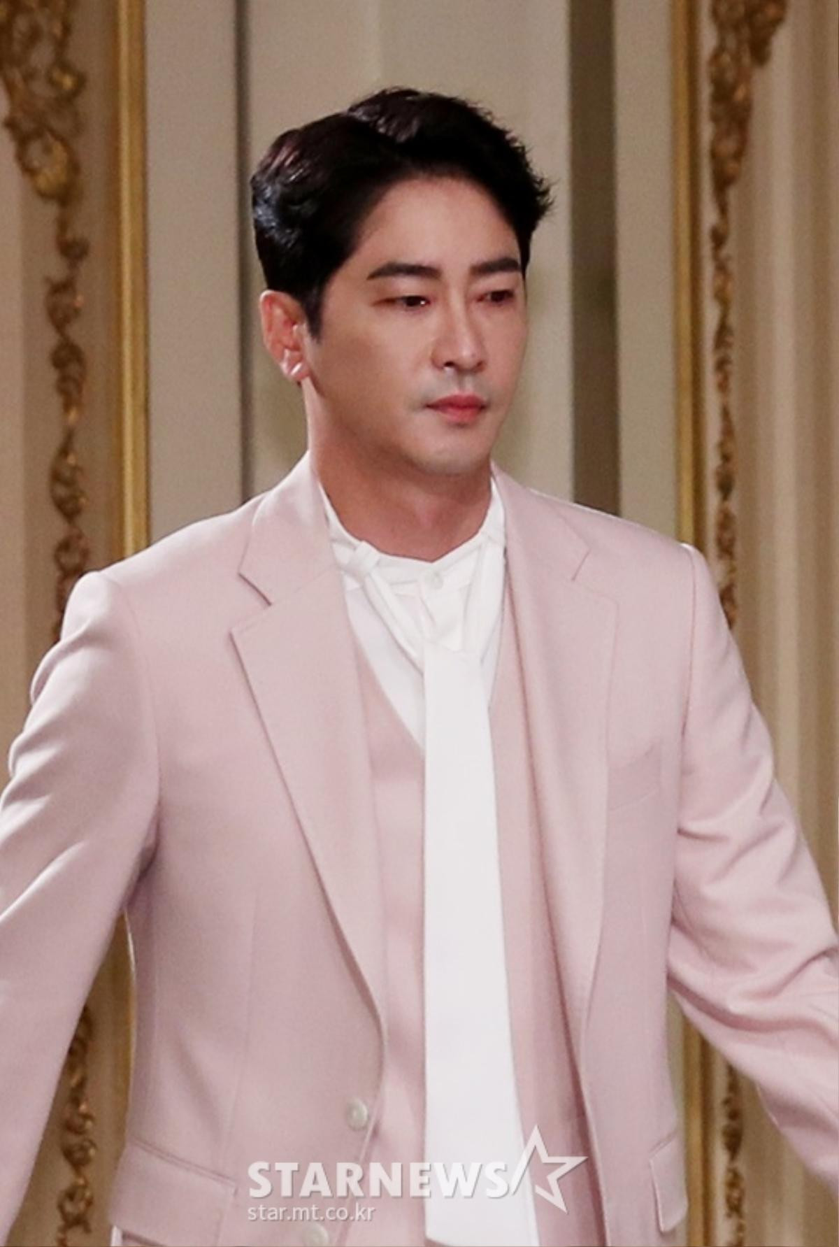 K-net bênh vực Kang Ji Hwan trước tội danh tấn công tình dục: Mờ ám, nghi ngờ bị 2 nữ nhân viên hãm hại Ảnh 7