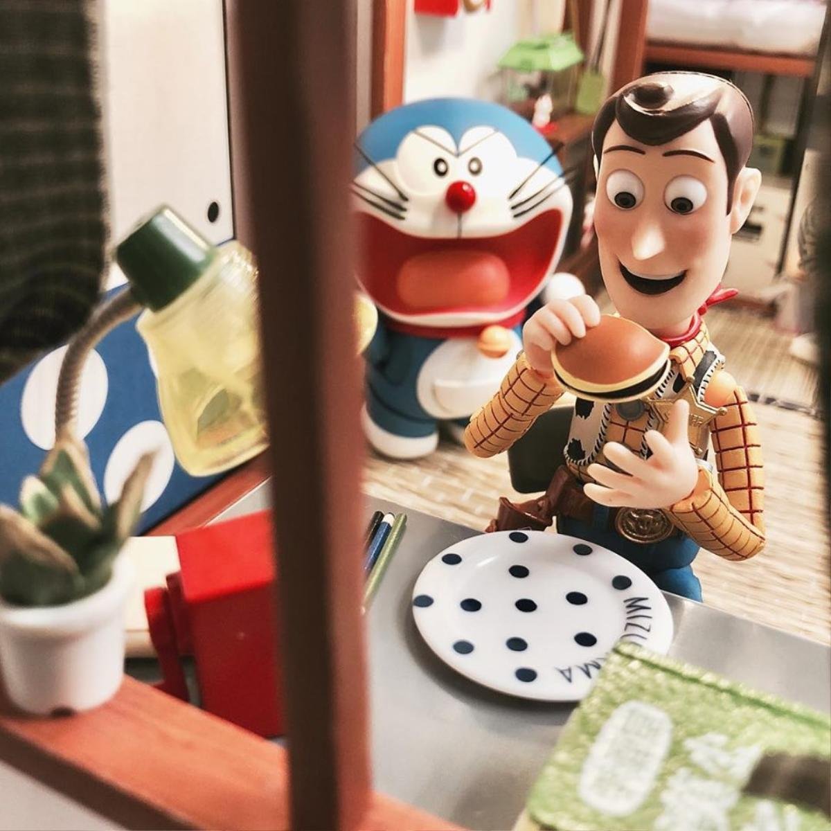 Hậu Toy Story 4: Woody quẩy tung chảo trong loạt ảnh fan made nhây nhớt Ảnh 9