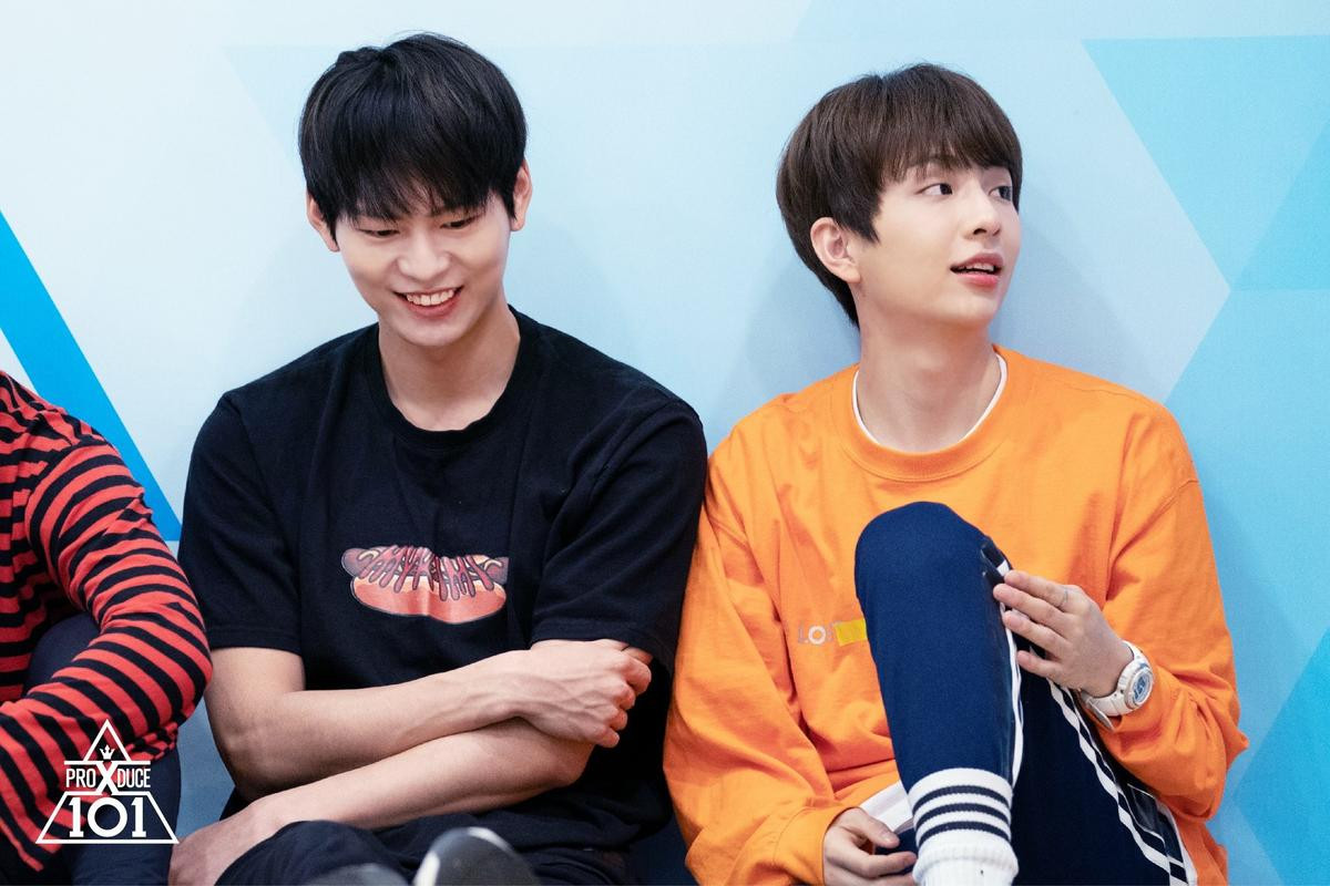 'Produce X 101': Ảnh hậu trường đáng yêu của 31 thực tập sinh trước vòng loại tối nay (12/07) Ảnh 30