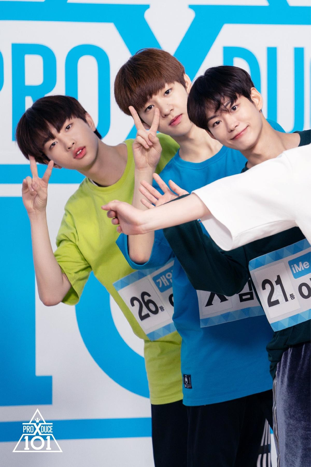 'Produce X 101': Ảnh hậu trường đáng yêu của 31 thực tập sinh trước vòng loại tối nay (12/07) Ảnh 3