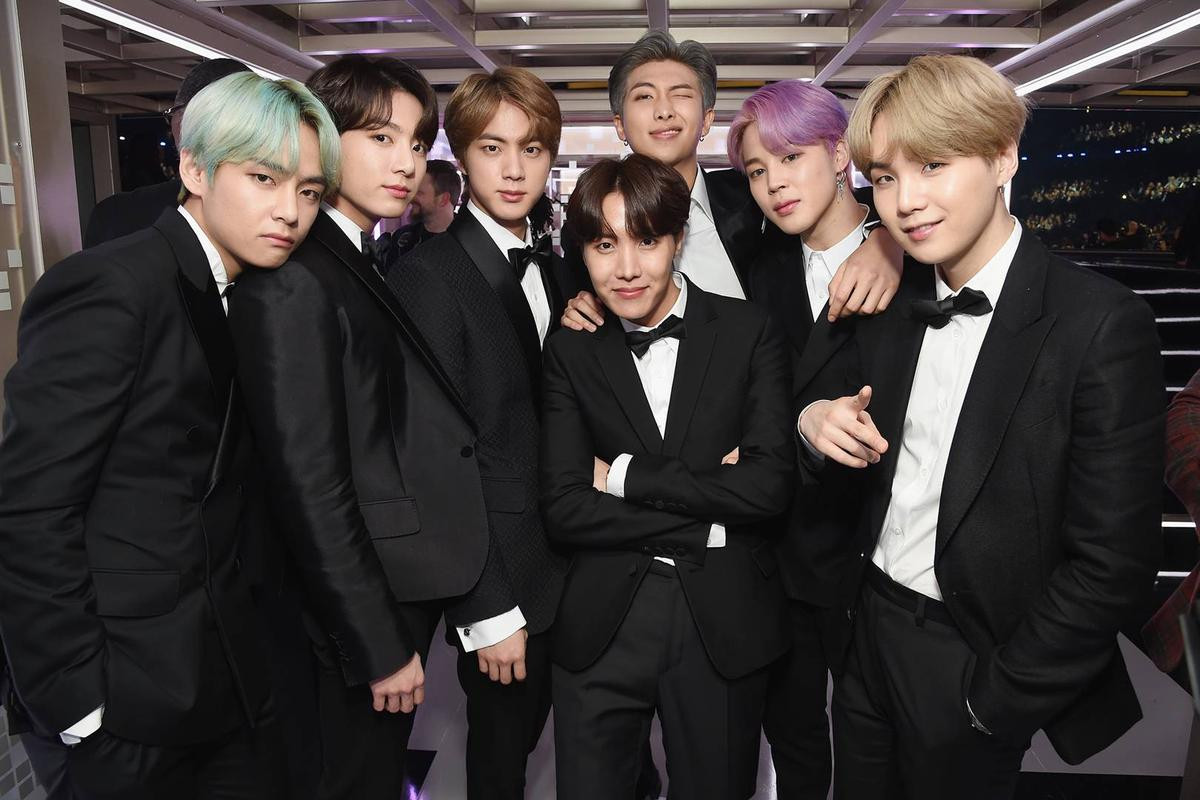 BTS lọt top những người nổi tiếng có thu nhập khủng năm 2018: Cách nhóm kiếm được 77 triệu đô la Singapore Ảnh 2