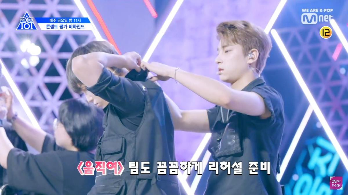 Hậu trường vui nhộn 'Produce X 101': Kim Yo Han chọn Han Seung Woo là người quyến rũ nhất Ảnh 10