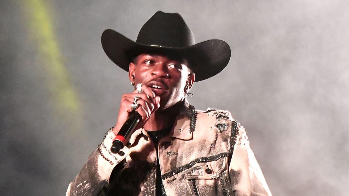 Lil Nas X rủ rê Mariah Carey hợp tác trong bản remix 'Old Town Road': Câu trả lời của nữ diva khiến ai cũng ngạc nhiên Ảnh 6