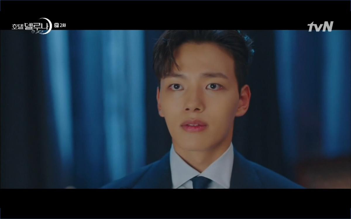 Phim 'Hotel Del Luna' tập 2: IU cứu sống Yeo Jin Goo từ tay ác quỷ, là nhân duyên từ nhiều kiếp trước? Ảnh 52