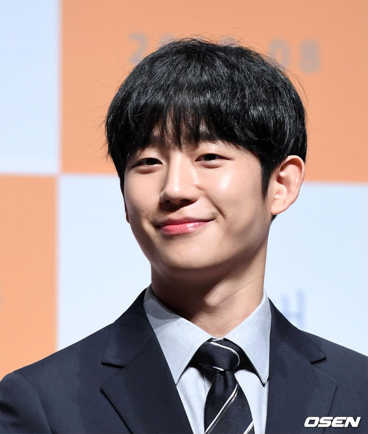 Jung Hae In và Kim Go Eun đẹp xinh tại họp báo phim lãng mạn 'Yoo Yeol’s Music Album' Ảnh 7