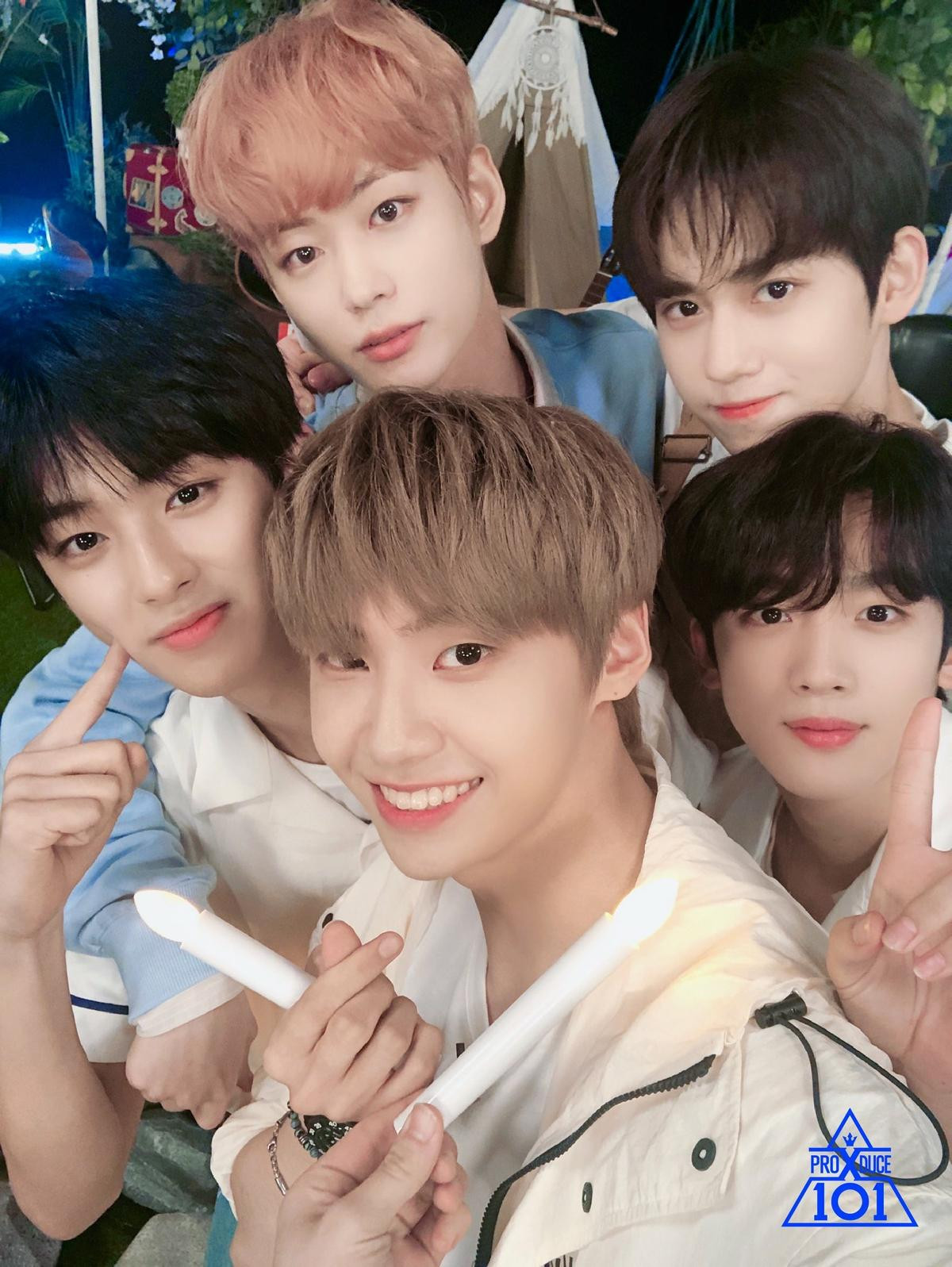 'Produce X 101': Tung bộ ảnh đẹp như họa của 20 thực tập sinh trước vòng chung kết khiến dân tình xao xuyến Ảnh 39