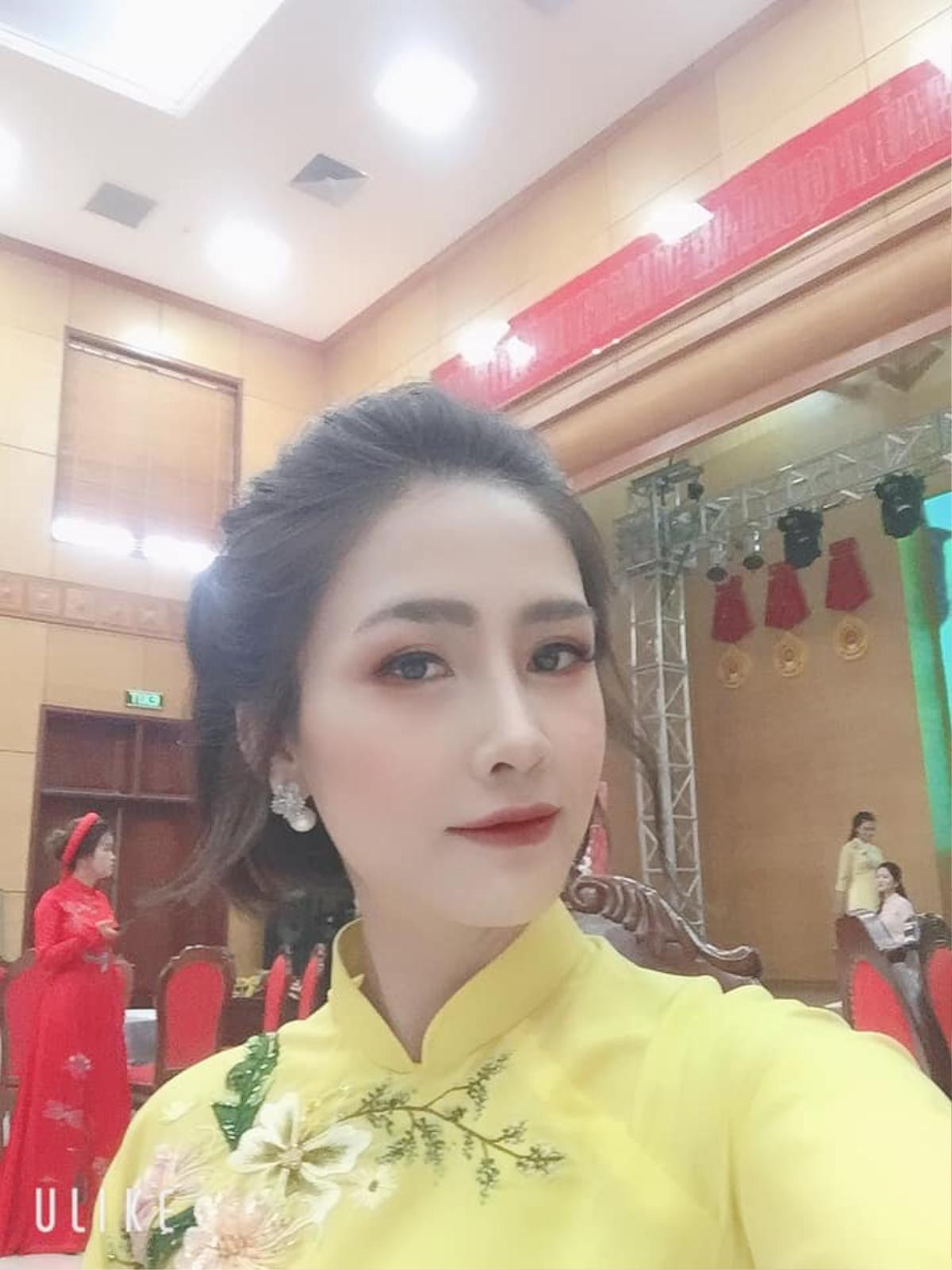 Nữ công an xinh đẹp gây sốt sau bức ảnh bế em bé vừa được cứu thoát khỏi âm mưu tự tử của cha ruột Ảnh 2