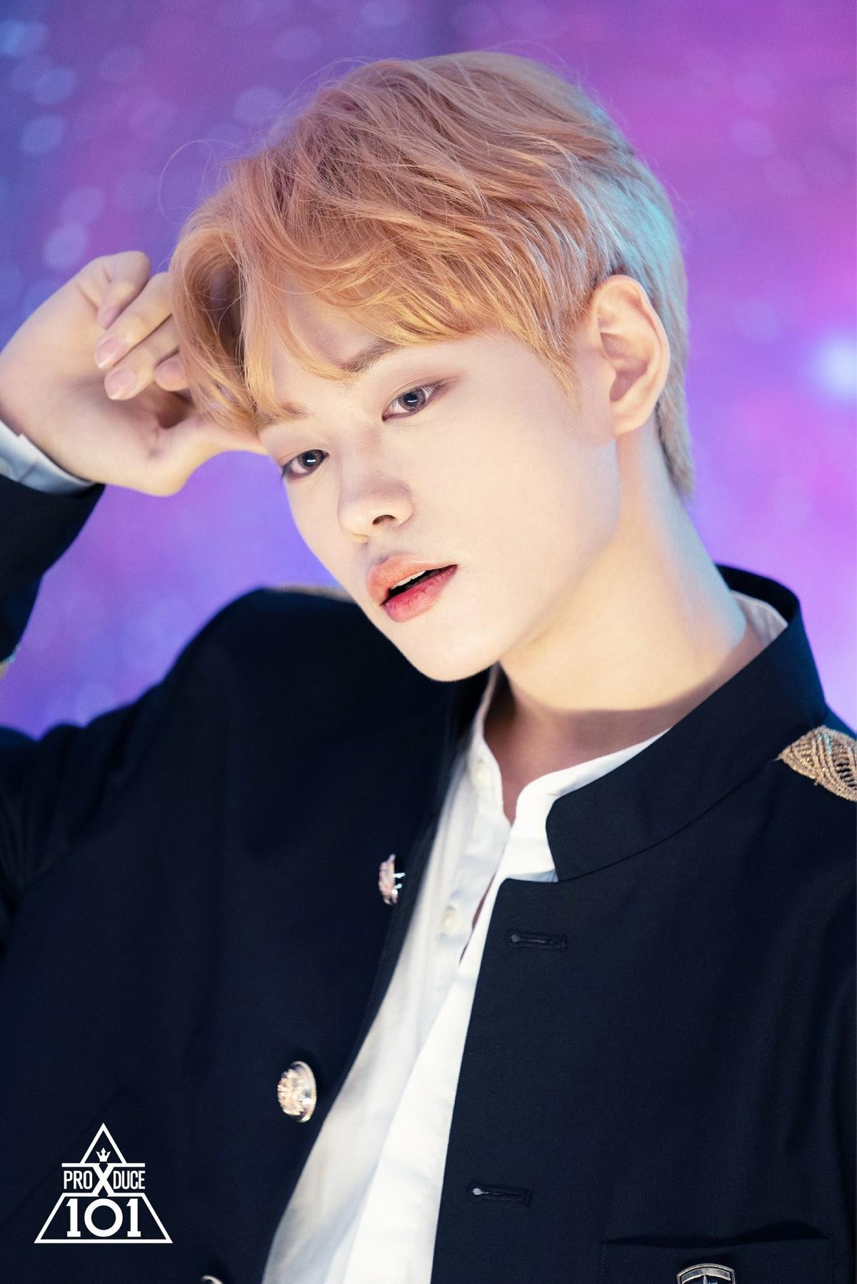 2 ngày trước đêm chung kết 'Produce X 101': Mnet tung bộ ảnh hậu trường chụp poster của 20 thực tập sinh Ảnh 3