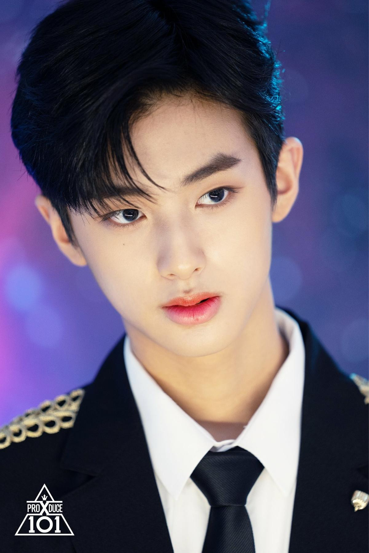 2 ngày trước đêm chung kết 'Produce X 101': Mnet tung bộ ảnh hậu trường chụp poster của 20 thực tập sinh Ảnh 13