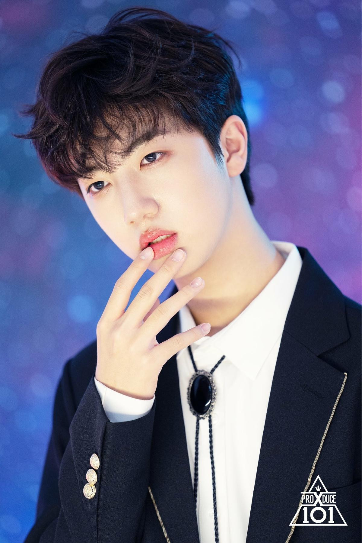 2 ngày trước đêm chung kết 'Produce X 101': Mnet tung bộ ảnh hậu trường chụp poster của 20 thực tập sinh Ảnh 22