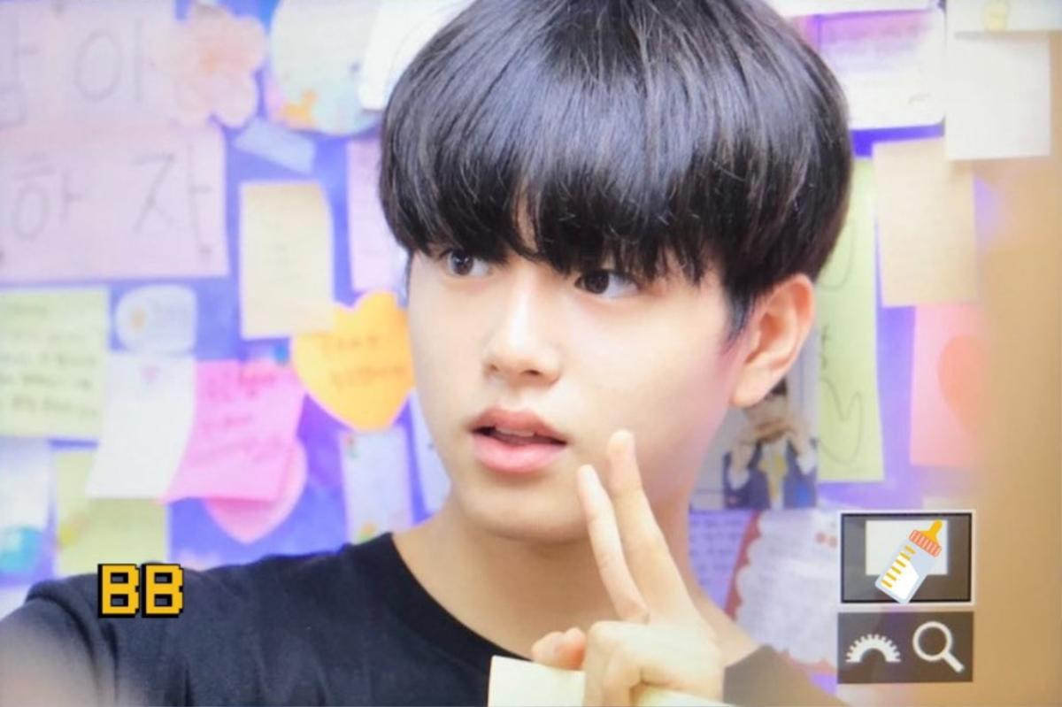 Produce X 101: Lộ diện sau khi bị loại, Lee Jin Woo xinh xắn như hoàng tử bé Ảnh 18