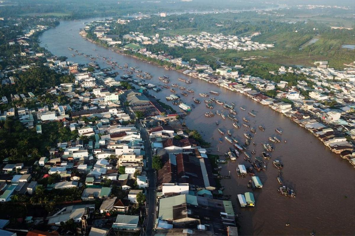 Chợ nổi Cái Răng - nơi những ngôi nhà không có thùng rác.