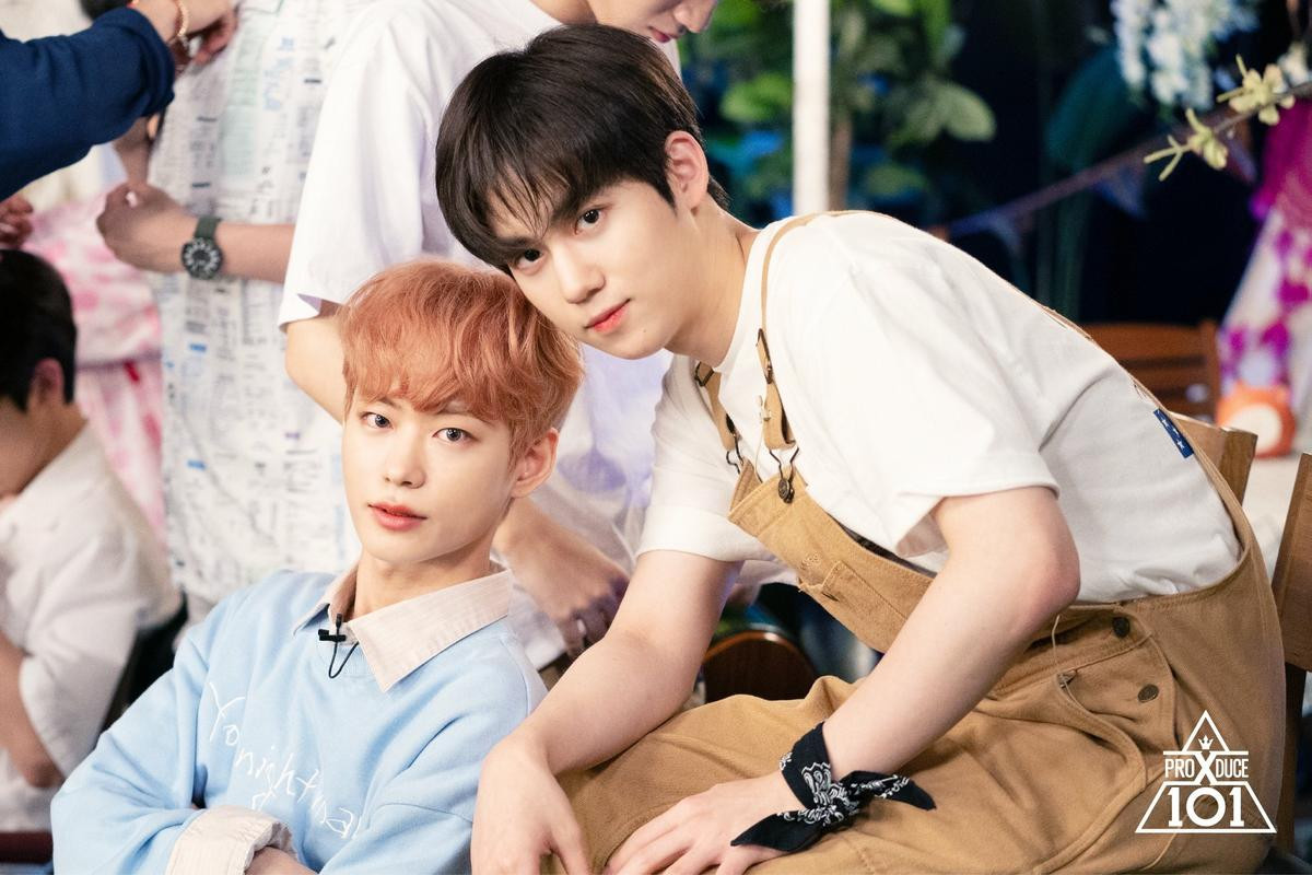 Trước đêm chung kết 'Produce X 101': Bộ ảnh tươi cười rạng rỡ của 20 thực tập sinh khiến khán giả nghẹn ngào Ảnh 17