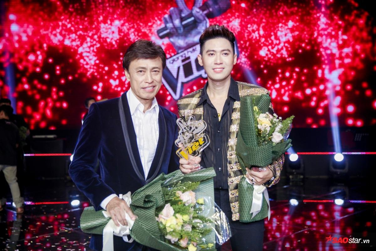 7 khoảnh khắc 'gây bão' The Voice 2019: Nút Switch, Ghế chờ và chiến thắng của thầy trò HLV Tuấn Ngọc Ảnh 14