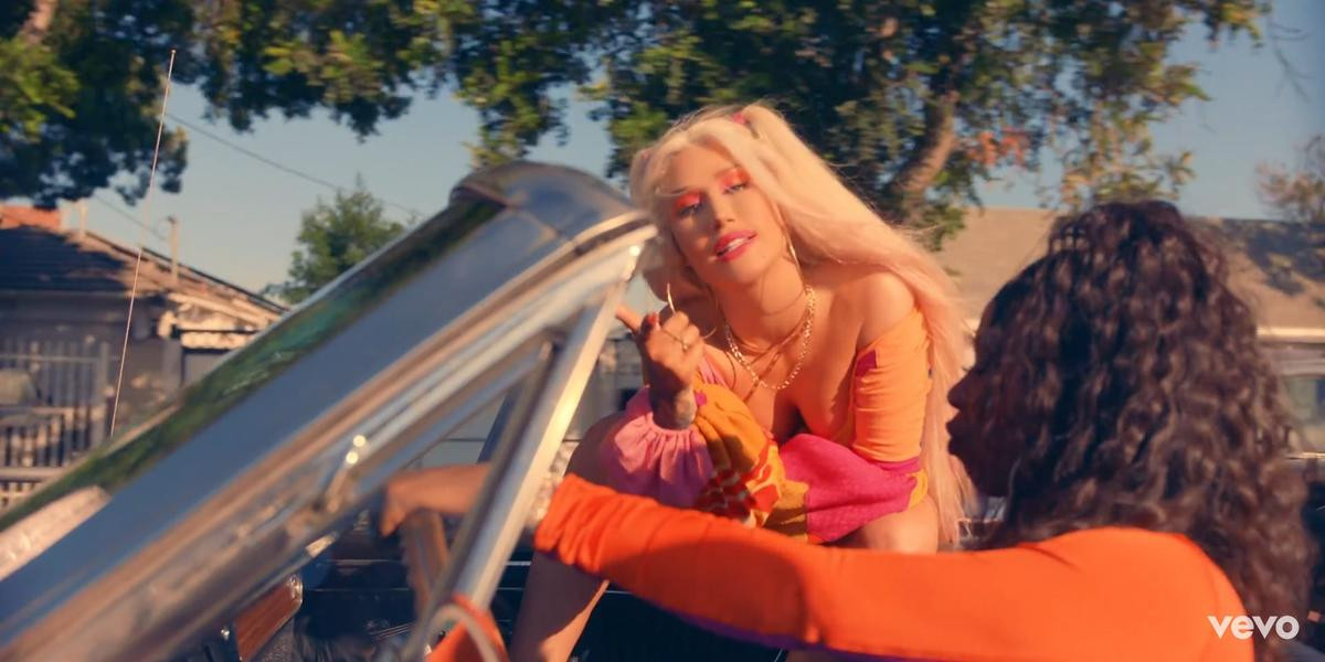 Xem ngay MV 'F**k It Up' vừa lên sóng: Iggy Azalea bất cần, nổi loạn thời Fancy đã chính thức quay trở lại Ảnh 9