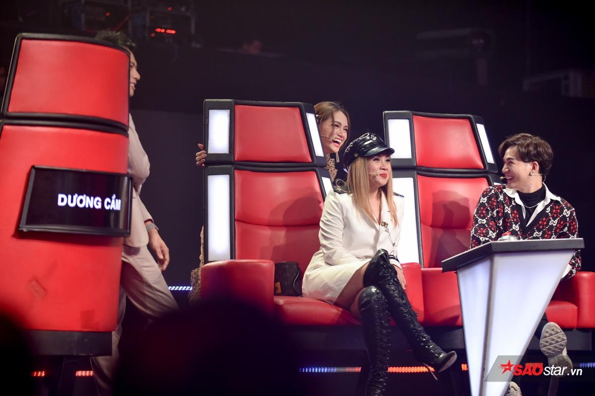 Lăn xả khắp sân khấu giành thí sinh, Hương Giang 'chưa bao giờ mệt' tại The Voice Kids 2019 Ảnh 3