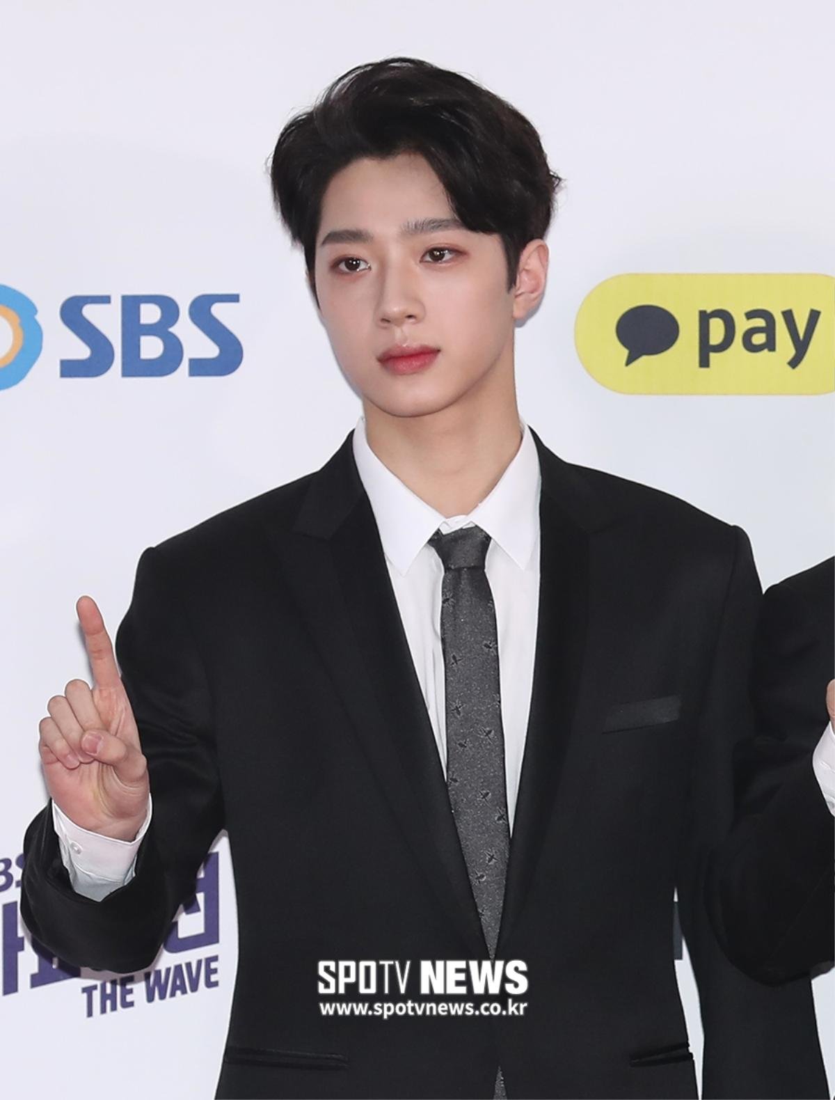 Lai Kuan Lin (Wanna One) rời CUBE: Knet thỏa mãn chửi bới mà không biết cậu bị vắt kiệt sức Ảnh 7